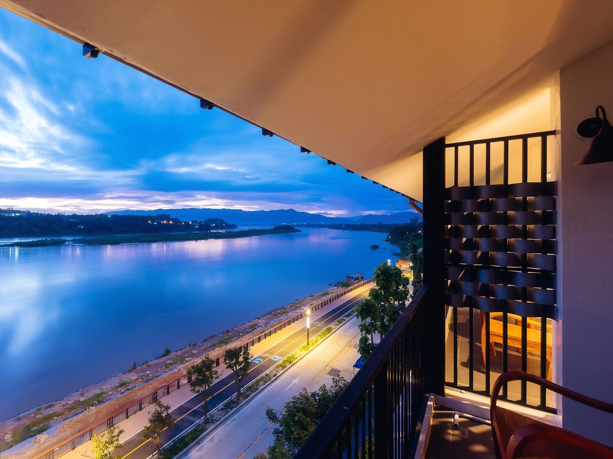Fortune Riverview Hotel Chiang Khong Buitenkant foto